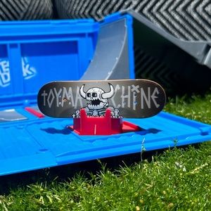 Vintage Toy Machine Toy Skate board ( Techdeck)